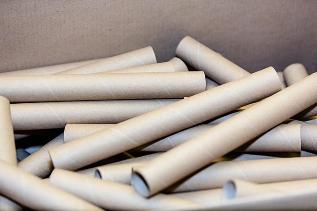 لوله مقوایی مارپیچی و لوله مقوایی موازی چه تفاوتی با هم دارند؟ 1 لوله مقوایی مارپیچی و لوله مقوایی موازی چه تفاوتی با هم دارند؟